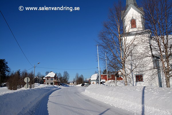 Ljørdalen Sentrum en solig dag i mars 2018