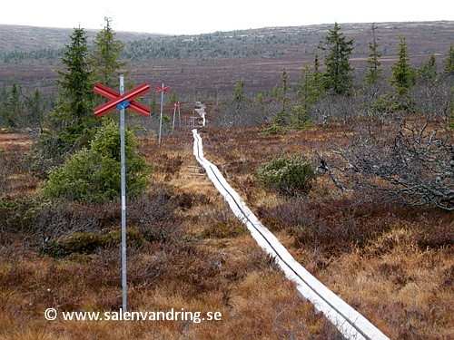 Vy norrut halvvägs mellan Mellanfjällsstugan och Hemfjällstangen